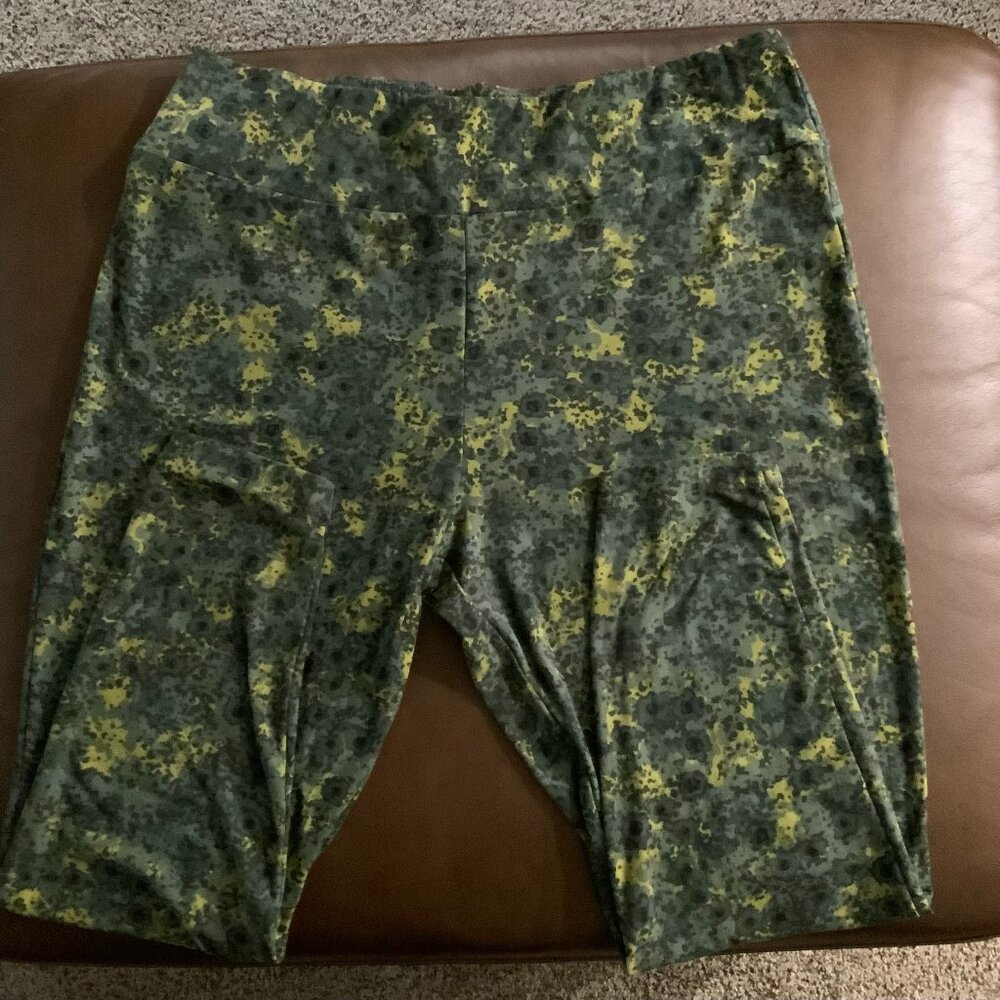 Terra & Sky Black and Green Leggings - Size 2X (20W-22W)